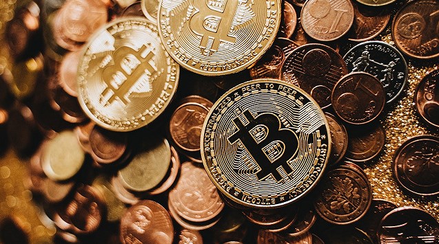 Bitcoin's Runes Experiment: A Fleeting Surge Amidst Plummeting Mining Revenue