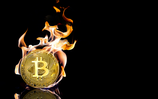 Coinbase 收益飆升，ETF 追蹤加密貨幣市場飆升成為焦點