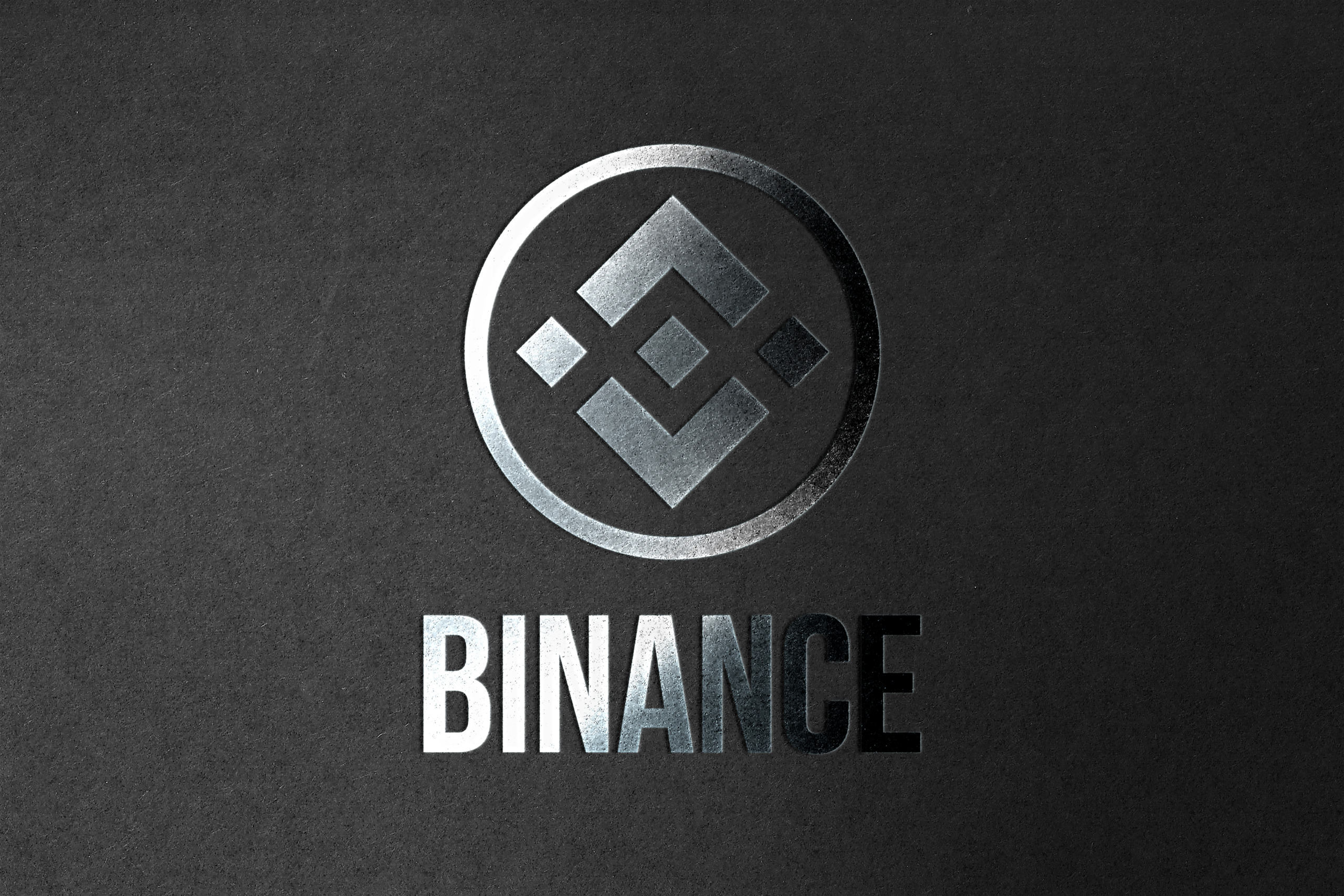 Der Kryptowährungs-Börsenriese Binance bietet seinen Nutzern sowohl spannende neue Möglichkeiten als auch Delisting-Neuigkeiten. Schauen wir uns die Details an