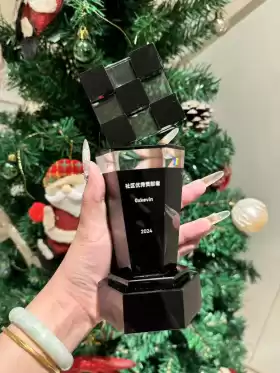 0xkevin (🖤,💙)
