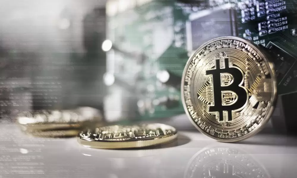 ビットコインは3月上旬以来初めて93,000ドルを超えます