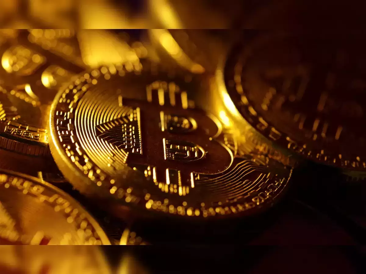 Bitcoin Shows Strength Amid Volatility Drop