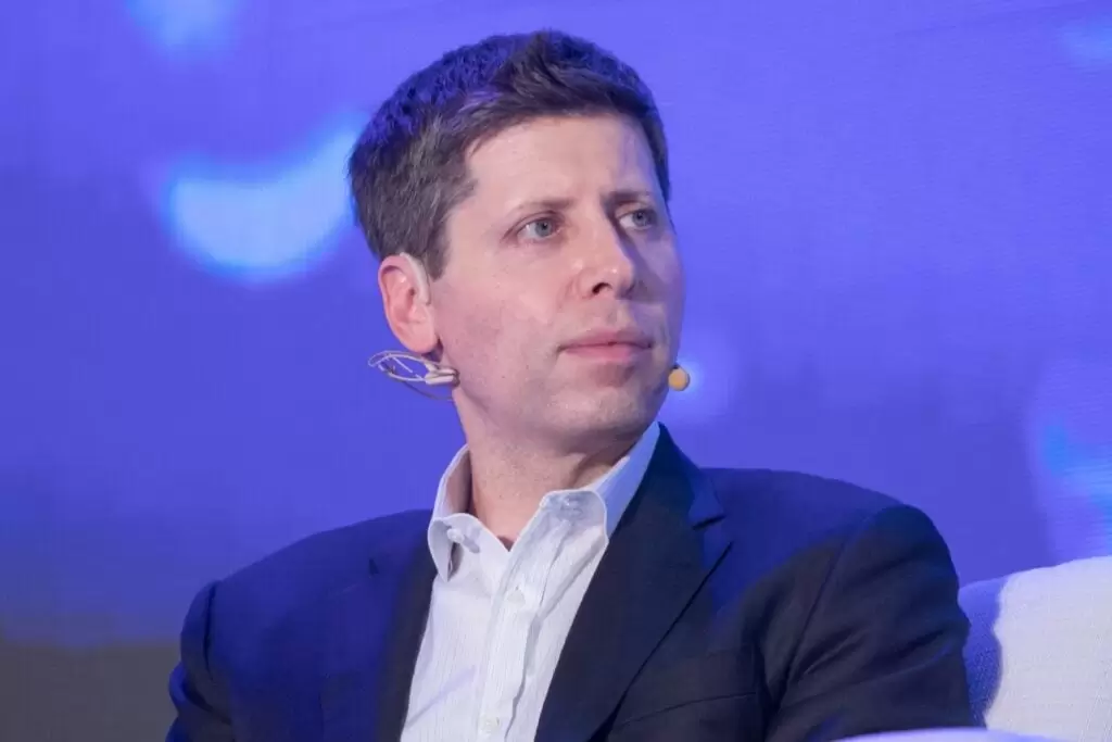 WorldCoin WLD / USD lance aux États-Unis, promet un nouveau mini-appareil Orb et une carte de débit de visa