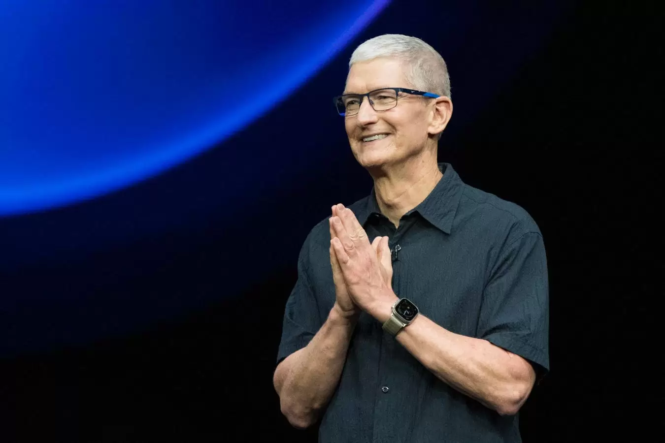 Appleは暗号のアプリストアの制限を緩め、ビットコインとNFT採用のために水門を開きます