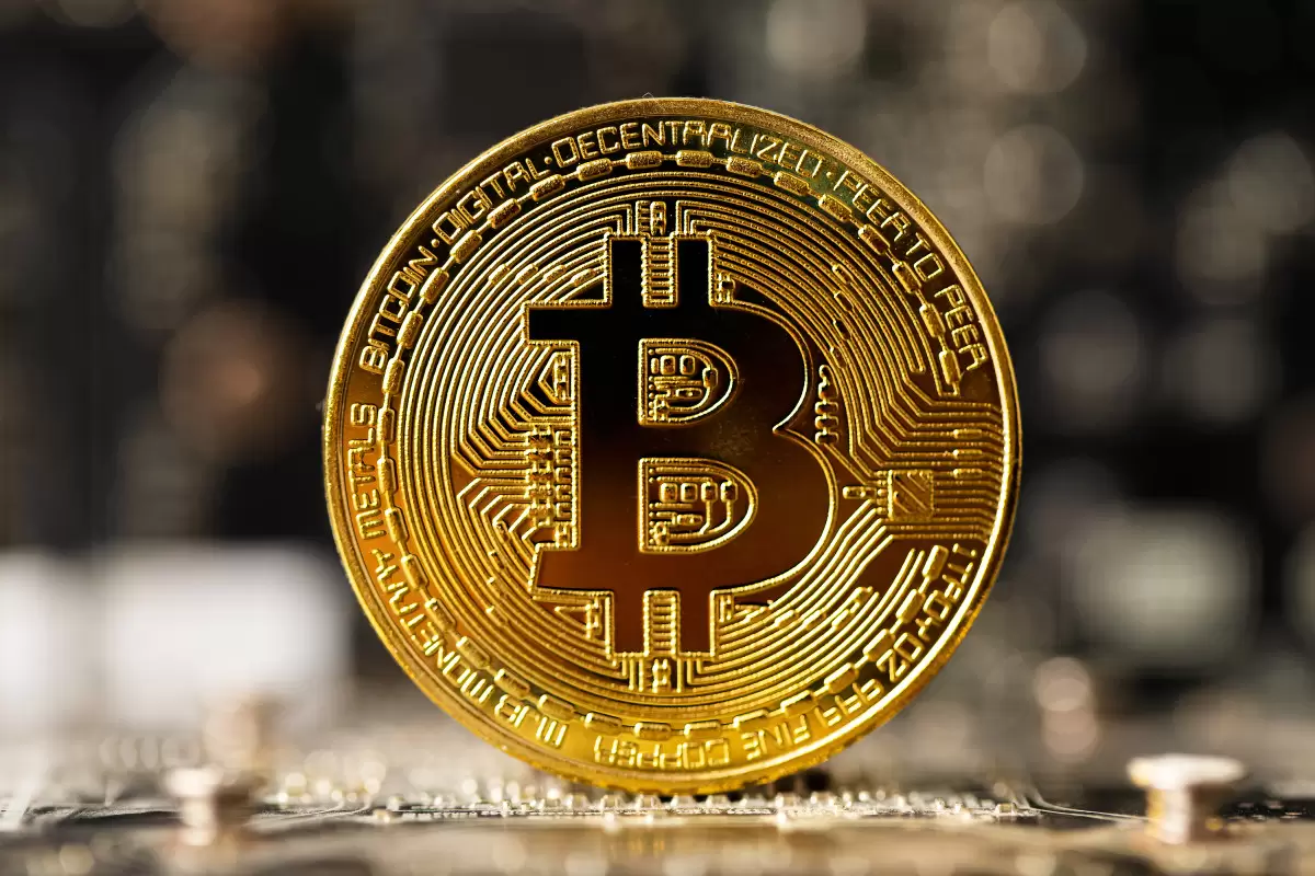 策略為另一種比特幣運輸做好準備，因為Saylor丟下了一個熟悉的提示